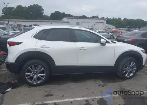 2022 Mazda Cx-30 Premium z USA, uszkodzony, nr VIN 3MVDMBDL8NM447684